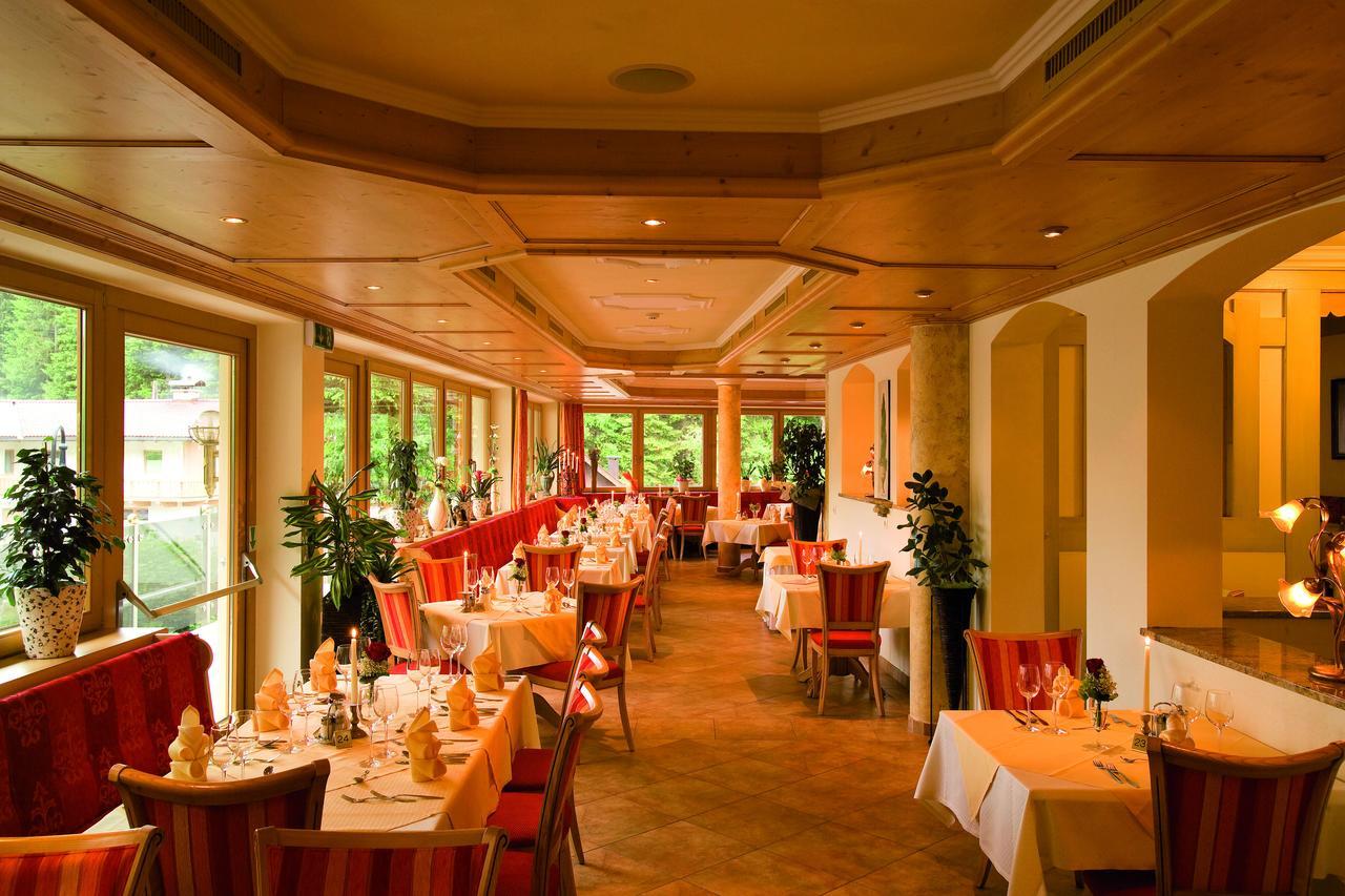 Alpenhof Hotel Герлос Екстериор снимка